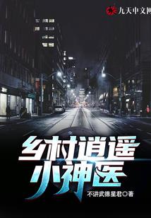 飘落一地玫瑰花瓣